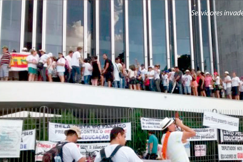 Para que serve a frente democrática e popular?