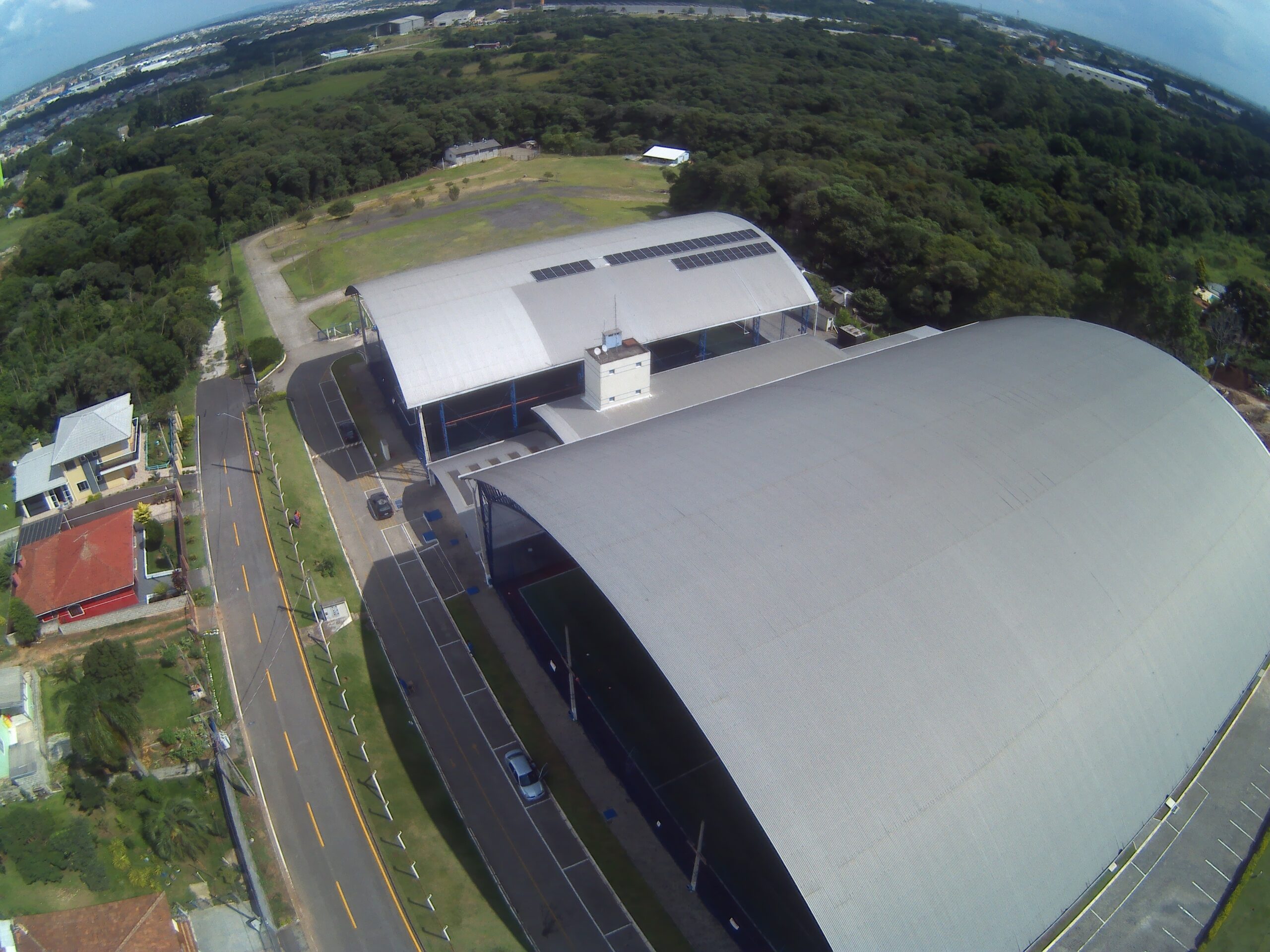 STIQFEPAR instala placas solares na sede de Araucária